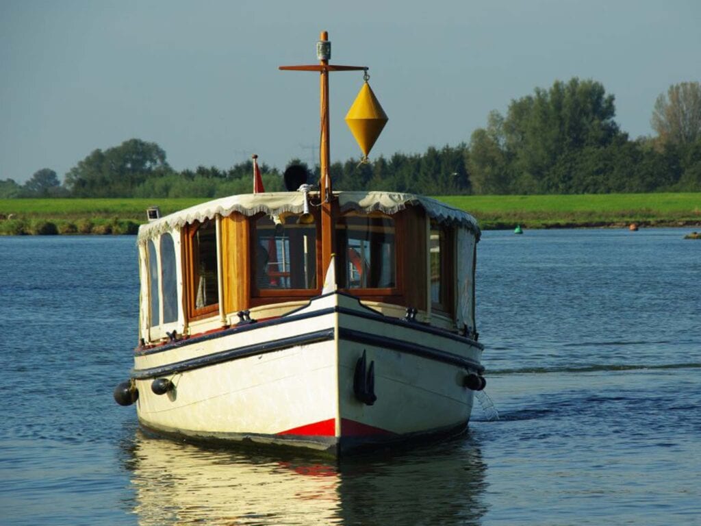 Feesthuys Hanze 1898 in Kampen